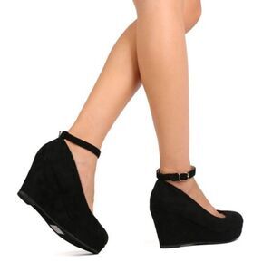 WOSSIMO PEEP TOE ANKLE STRAP WEDGE STYLE WOMEN"S SHOE